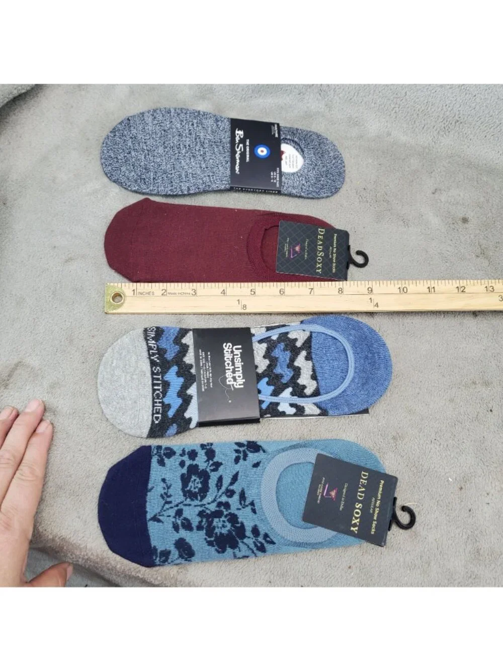 Sock Bundle Four Count Mens Size One Size Blue & Burgundy No Show Socks *NWT*